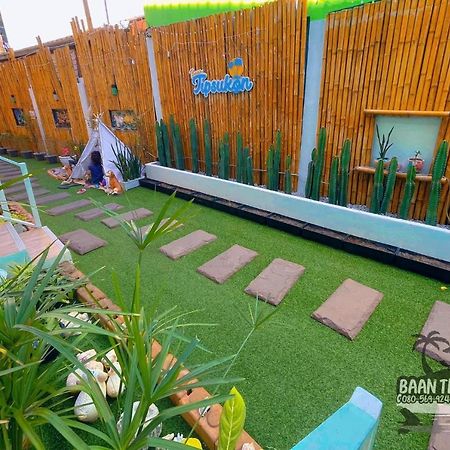ラン島 Baan Tipsukon Bed & Breakfast エクステリア 写真