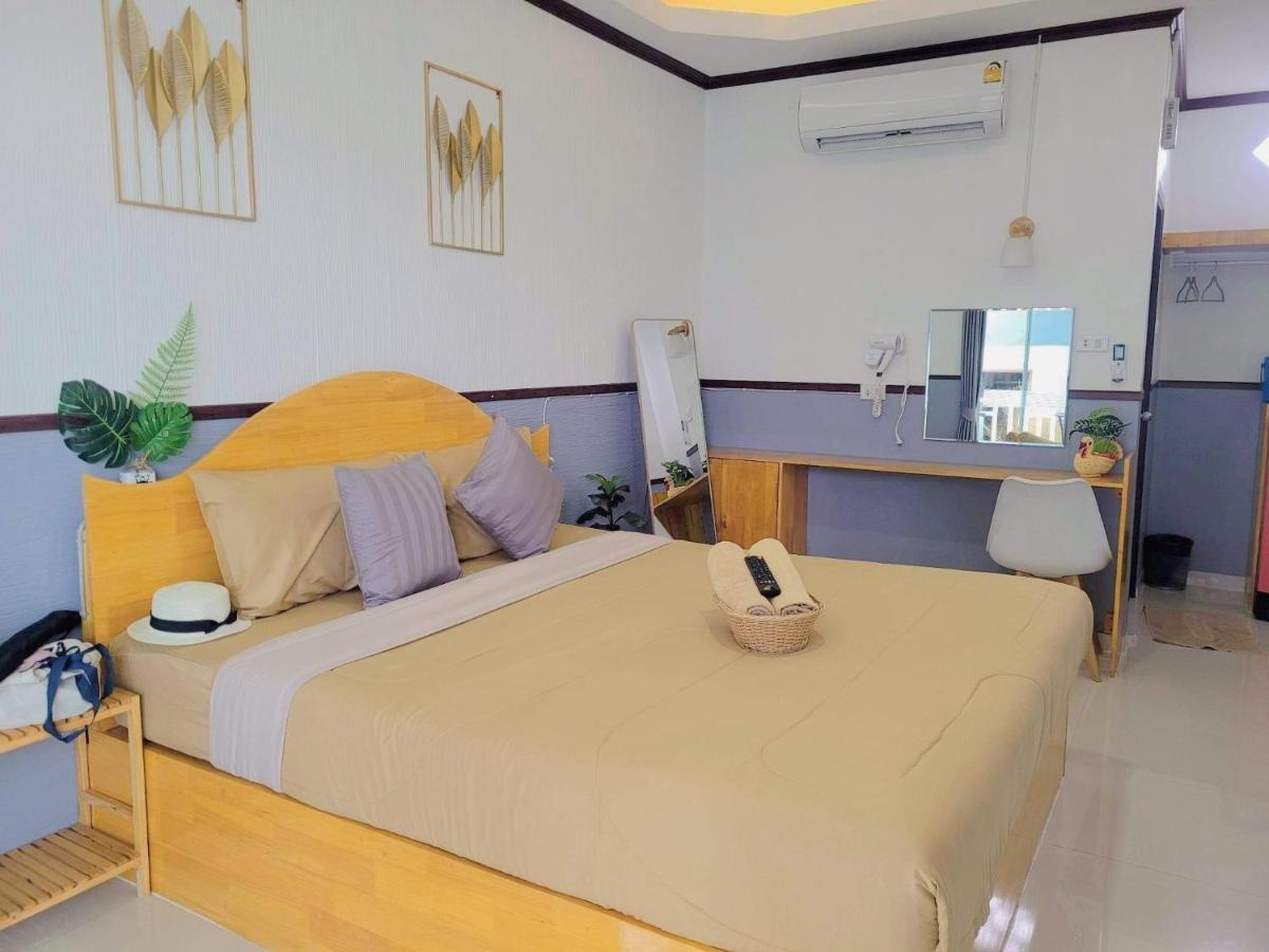 ラン島 Baan Tipsukon Bed & Breakfast エクステリア 写真
