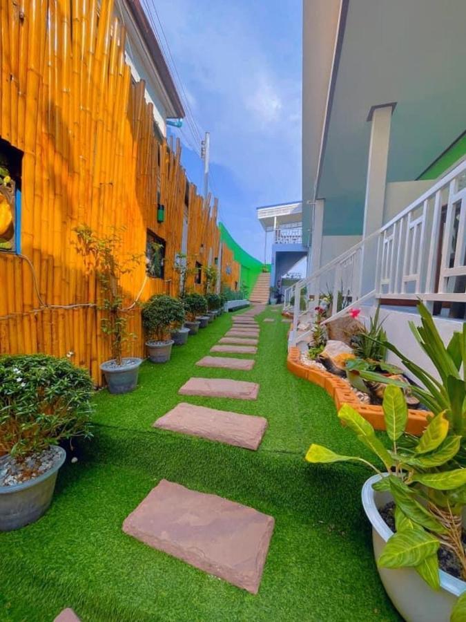 ラン島 Baan Tipsukon Bed & Breakfast エクステリア 写真